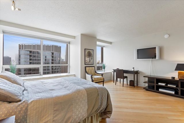 512 N MCCLURG Court 4309, Chicago, IL 60611
