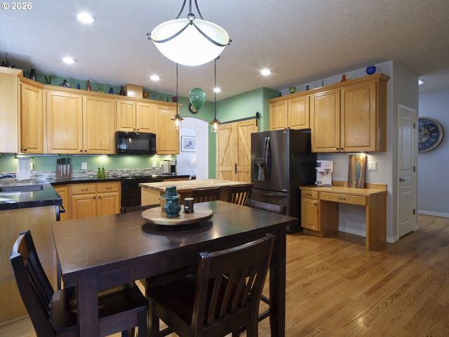 3715 Ne 100TH Cir, Vancouver, WA 98686