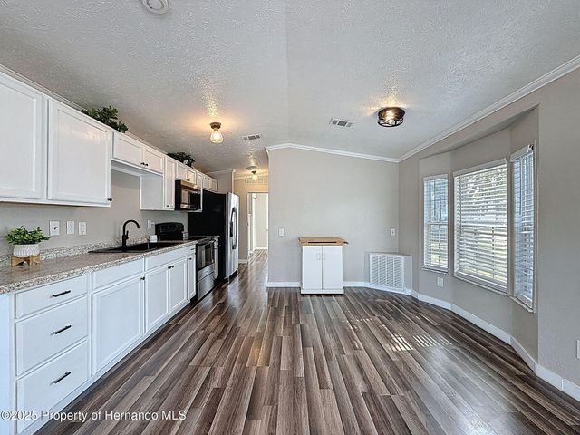 9440 Cougar Drive, Weeki Wachee, FL 34613