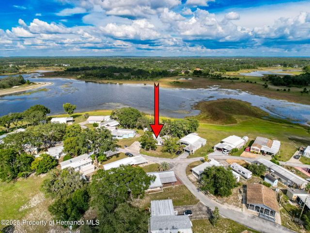 9440 Cougar Drive, Weeki Wachee, FL 34613