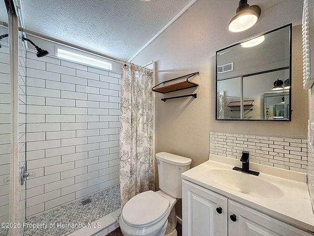 9440 Cougar Drive, Weeki Wachee, FL 34613