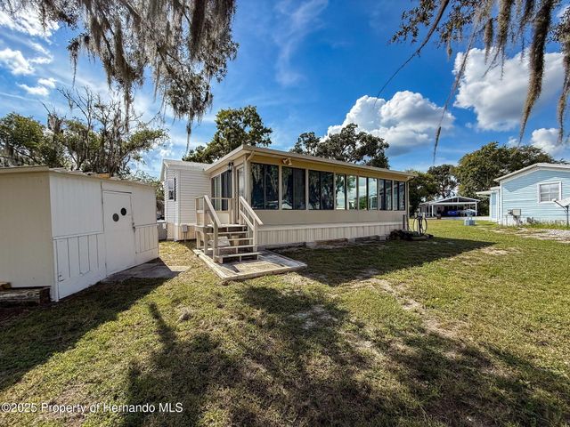 9440 Cougar Drive, Weeki Wachee, FL 34613