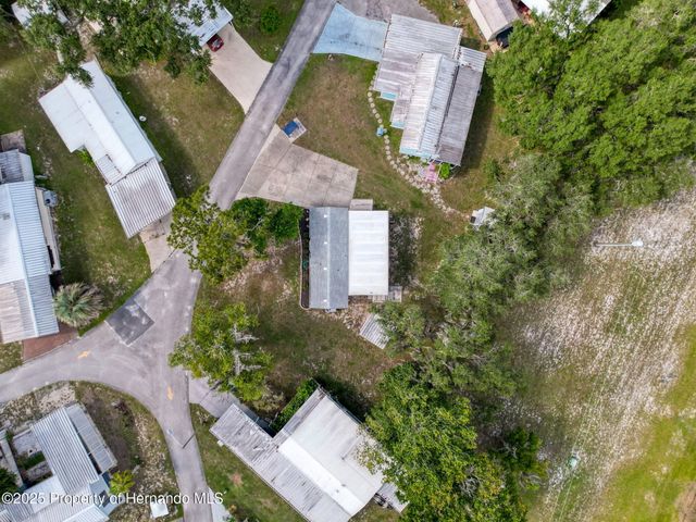 9440 Cougar Drive, Weeki Wachee, FL 34613