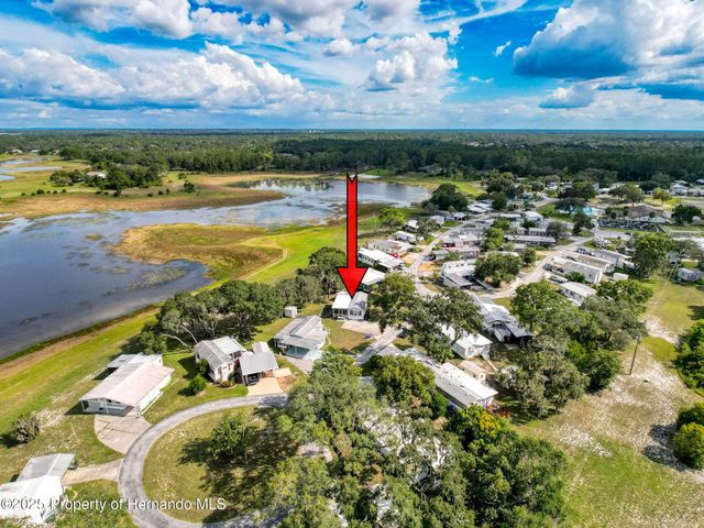 9440 Cougar Drive, Weeki Wachee, FL 34613