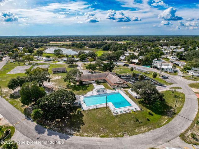9440 Cougar Drive, Weeki Wachee, FL 34613