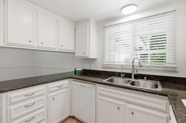 5220 Paragon St, Rocklin, CA 95677