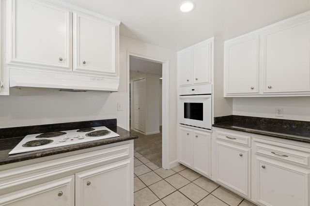 5220 Paragon St, Rocklin, CA 95677