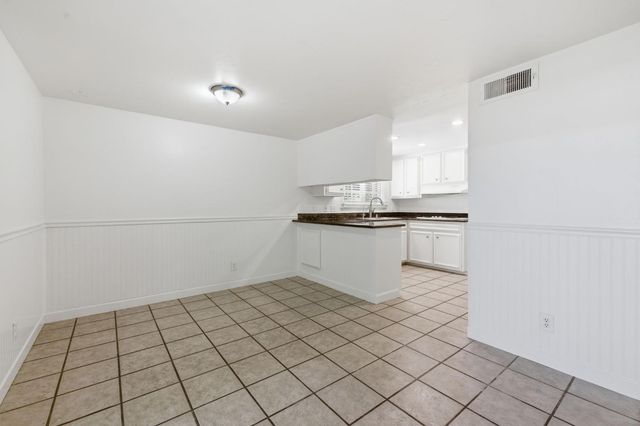 5220 Paragon St, Rocklin, CA 95677