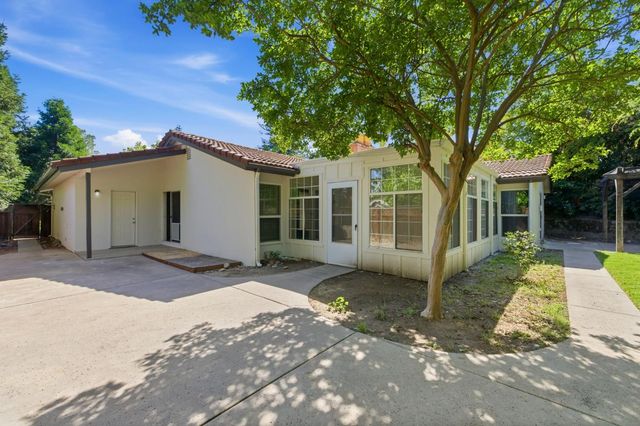 5220 Paragon St, Rocklin, CA 95677