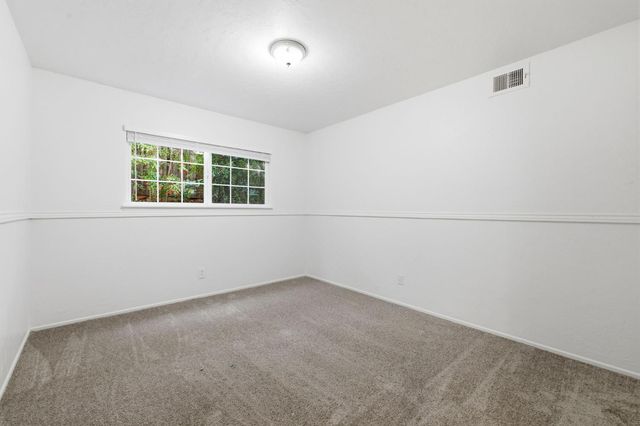 5220 Paragon St, Rocklin, CA 95677