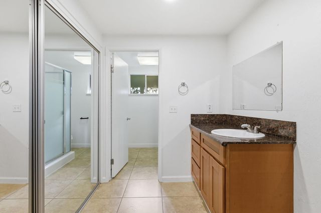 5220 Paragon St, Rocklin, CA 95677