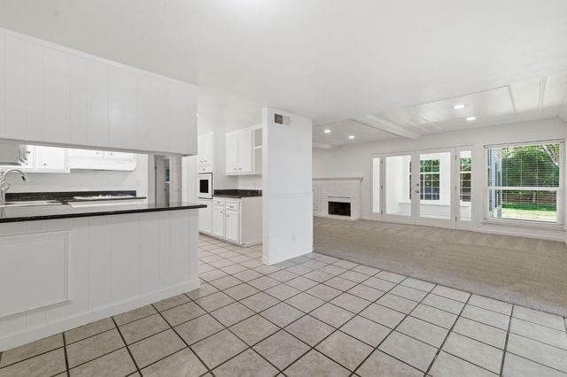 5220 Paragon St, Rocklin, CA 95677