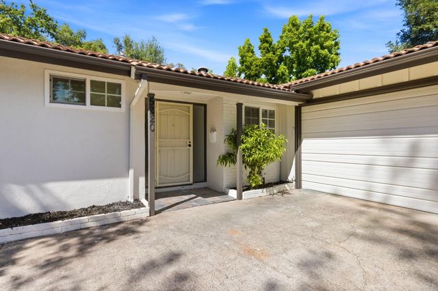 5220 Paragon St, Rocklin, CA 95677