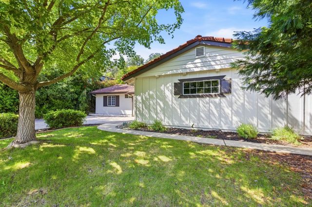 5220 Paragon St, Rocklin, CA 95677