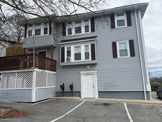 279 West Fellsway 1, Medford, MA 02155