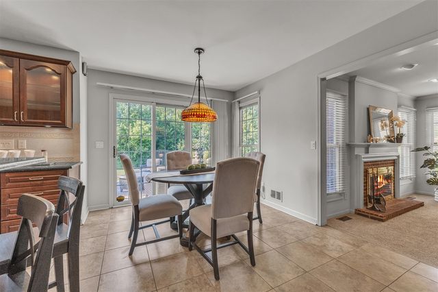 44899 Weymouth Drive, Canton, MI 48188