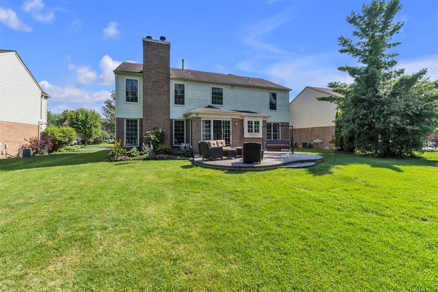 44899 Weymouth Drive, Canton, MI 48188