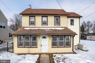 998 UPPER GULPH RD, Wayne, PA 19087