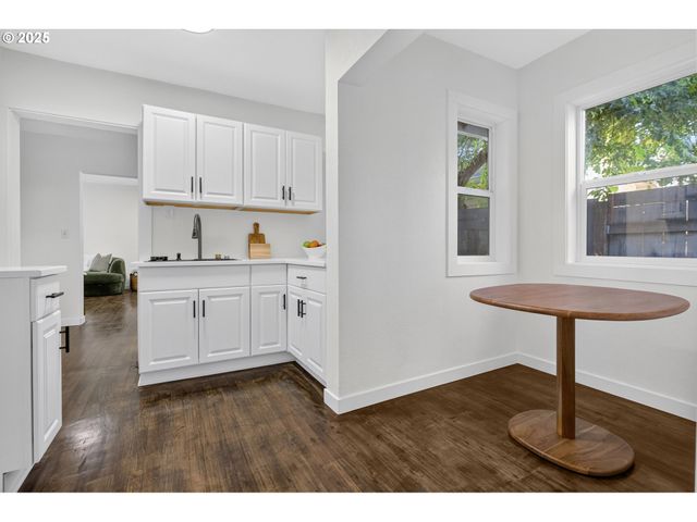 461 BLAIR Blvd, Eugene, OR 97402