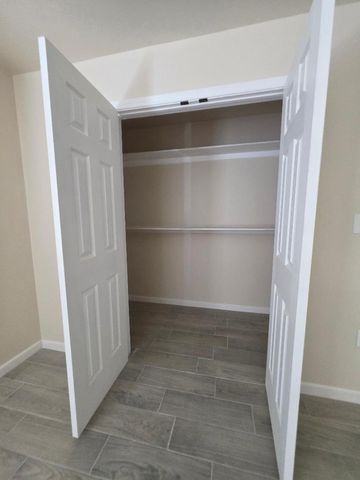 952 Road 5858, Cleveland, TX 77327