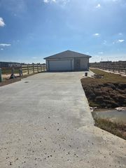 952 Road 5858, Cleveland, TX 77327