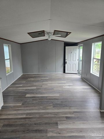 5675 Saufley Field Rd 9, Pensacola, FL 32526
