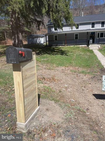 131 S SCHAEFFER HILL RD, Pottsville, PA 17901