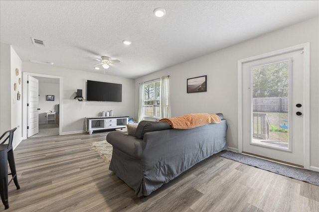 2674 Saltgrass Way, Crestview, FL 32536