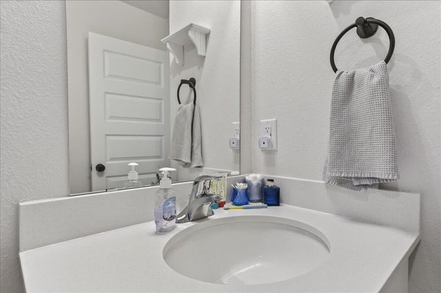 2674 Saltgrass Way, Crestview, FL 32536