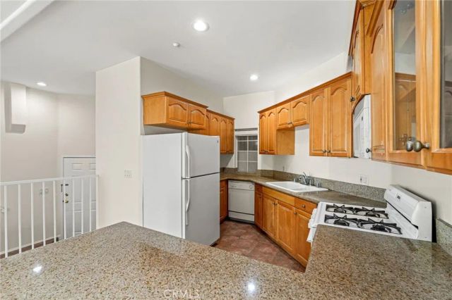 1201 Viola 104, Glendale, CA 91202