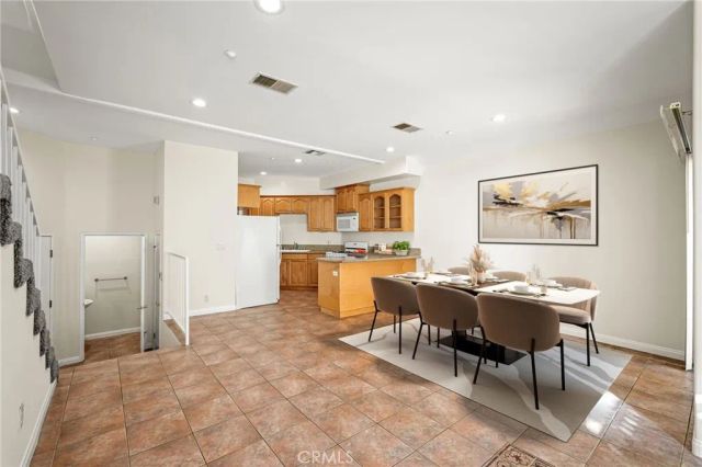 1201 Viola 104, Glendale, CA 91202