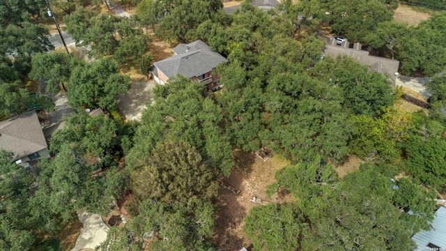 530 Cactus Flower St, San Antonio, TX 78260