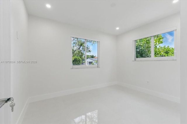 7860 SW 158th Ter, Palmetto Bay, FL 33157