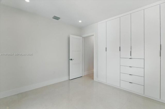 7860 SW 158th Ter, Palmetto Bay, FL 33157