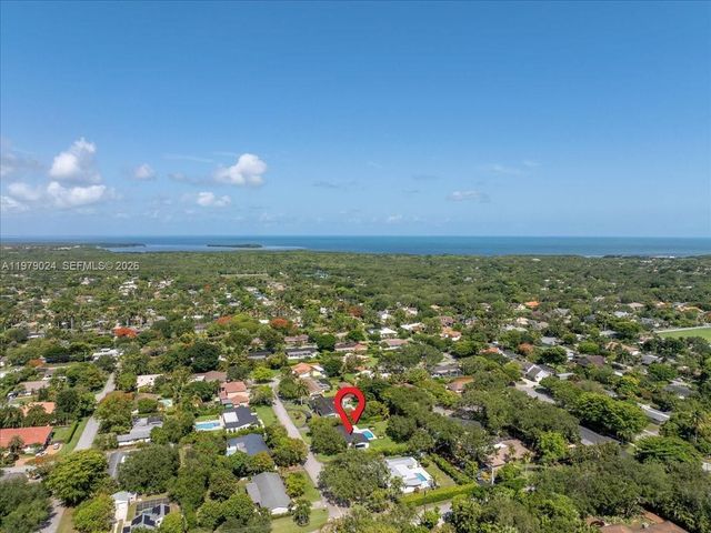 7860 SW 158th Ter, Palmetto Bay, FL 33157