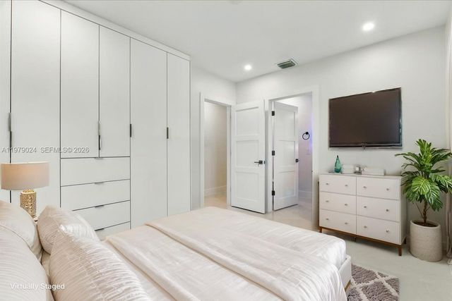 7860 SW 158th Ter, Palmetto Bay, FL 33157