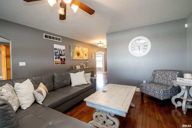 610 WESTMINSTER Drive, Washington, IL 61571