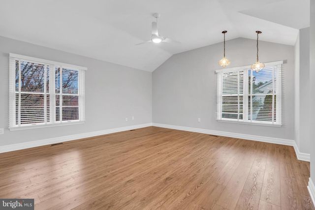 10 REED DR N, Princeton Junction, NJ 08550