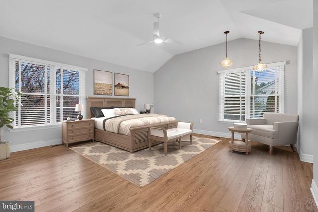 10 REED DR N, Princeton Junction, NJ 08550