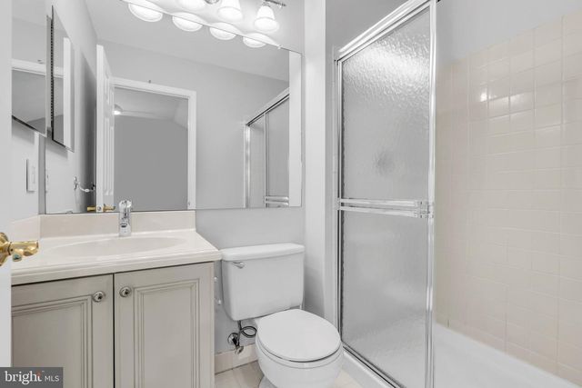 10 REED DR N, Princeton Junction, NJ 08550