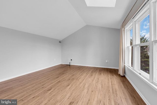 10 REED DR N, Princeton Junction, NJ 08550