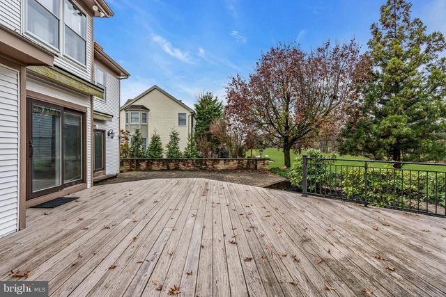 10 REED DR N, Princeton Junction, NJ 08550