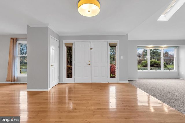 10 REED DR N, Princeton Junction, NJ 08550