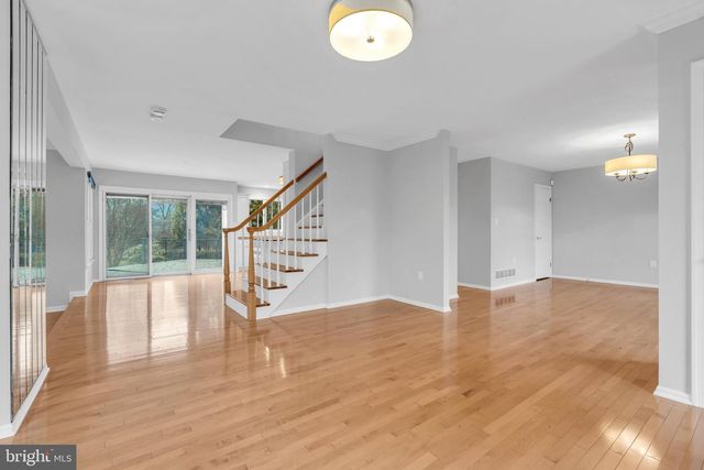 10 REED DR N, Princeton Junction, NJ 08550