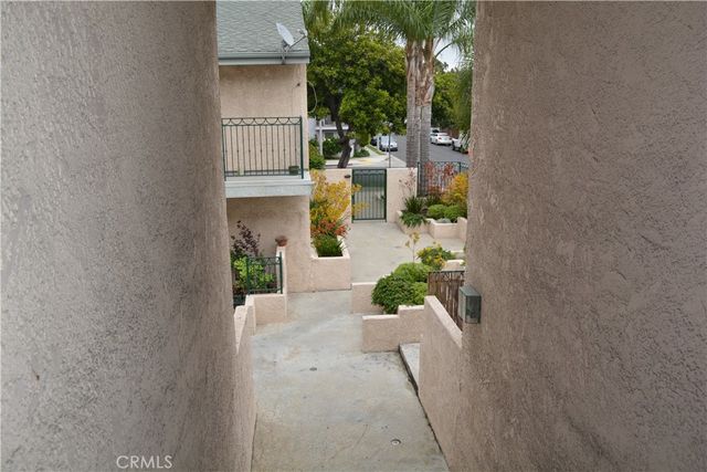 2491 Purdue Avenue 201, Los Angeles, CA 90064