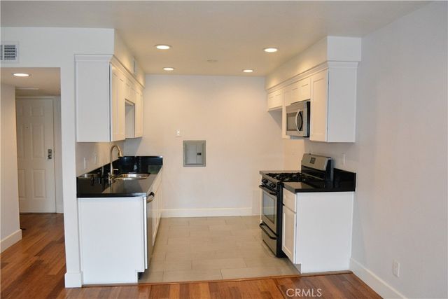 2491 Purdue Avenue 201, Los Angeles, CA 90064