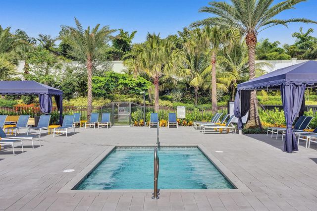 17523 RAINSTREAM Road, Boca Raton, FL 33496