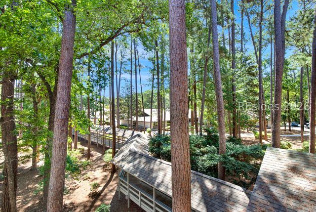 300 Woodhaven Dr Apt 1305, Hilton Head Island, SC 29928