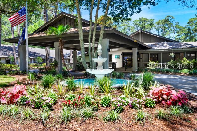 300 Woodhaven Dr Apt 1305, Hilton Head Island, SC 29928