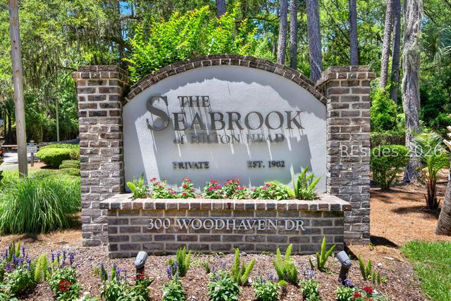 300 Woodhaven Dr Apt 1305, Hilton Head Island, SC 29928